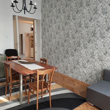 Apartment Mariacki Tower Krakow Dış mekan fotoğraf